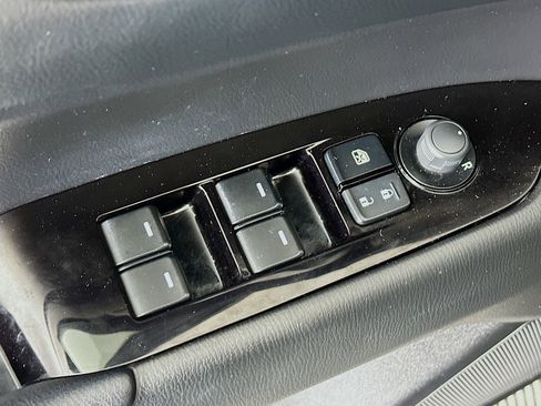 Used 2024 MAZDA CX-5 AWD 2.5 S w/ Preferred Package image 15