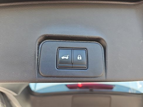Used 2022 Nissan Rogue SL w/ SL Premium Package FWD image 31