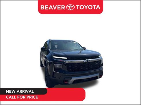 Used 2025 Chevrolet Traverse Z71 w/ Enhanced Driving Package image 1