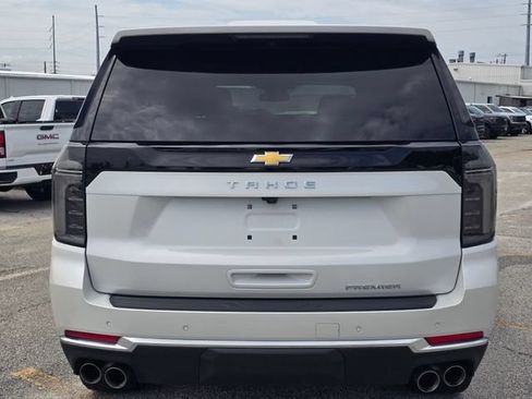 Used 2025 Chevrolet Tahoe Premier AWD/4WD image 4