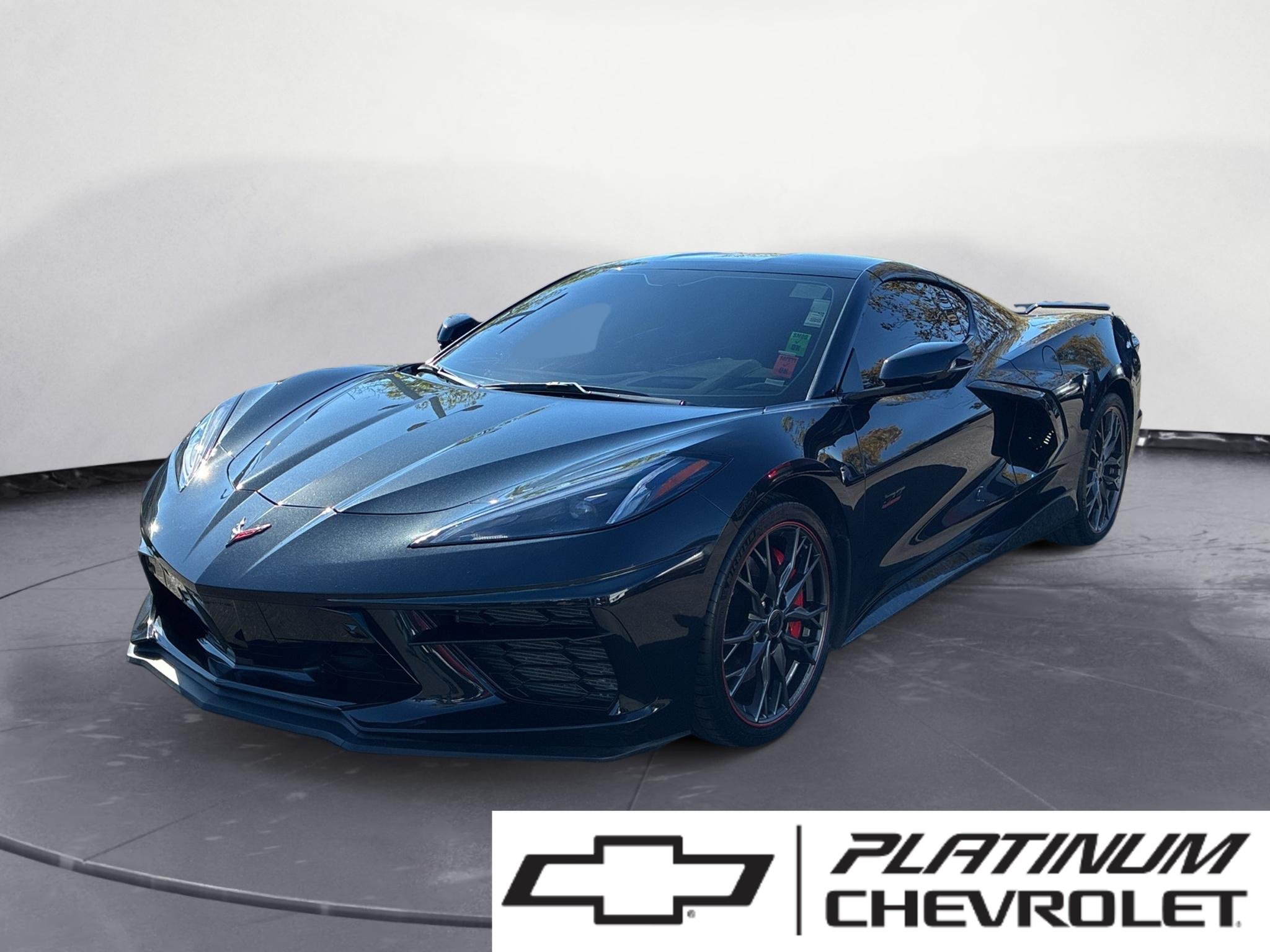 Used 2023 Chevrolet Corvette Stingray Premium Cpe w/ Z51 Performance Package RWD image 1