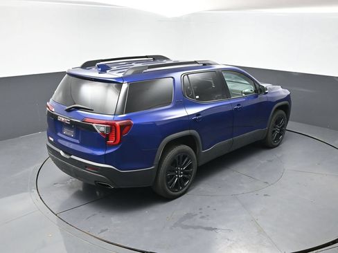 Used 2023 GMC Acadia SLE w/ Driver Convenience Package FWD image 9