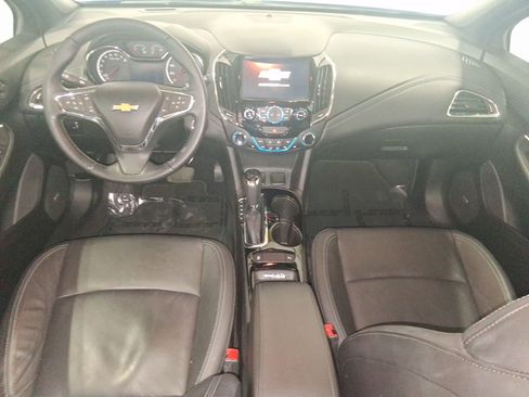 Used 2017 Chevrolet Cruze Premier image 19