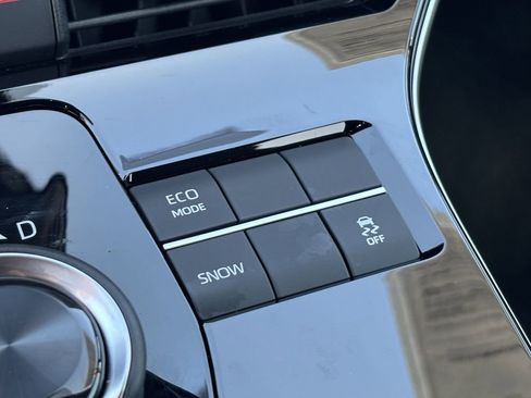 Used 2025 Toyota bZ4X FWD w/ Weather Package image 27