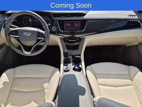 Used 2024 Cadillac XT6 Premium Luxury AWD/4WD image 8