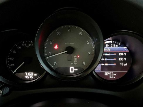 Used 2025 Porsche Macan S AWD/4WD image 21