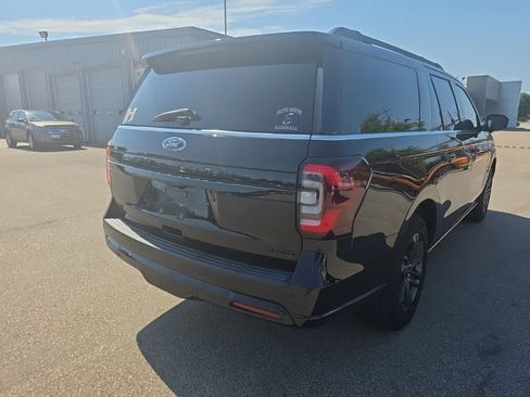 Certified 2023 Ford Expedition Max Limited AWD/4WD image 4