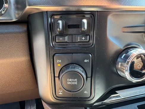 Used 2024 Ford F250 King Ranch w/ Chrome Package AWD/4WD image 31