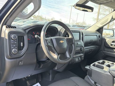 Used 2021 Chevrolet Silverado 1500 Custom image 10