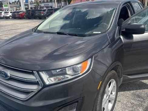 Used 2016 Ford Edge SE FWD image 1