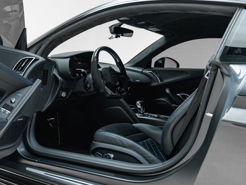 Used 2020 Audi R8 V10 AWD/4WD image 3