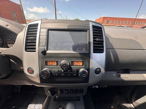 Certified 2021 Nissan Frontier SV AWD/4WD image 17