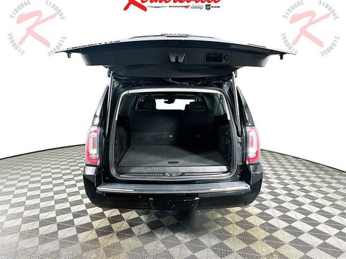 Used 2018 GMC Yukon XL Denali w/ Enhanced Security Package image 30