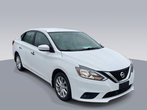 Used 2017 Nissan Sentra S w/ S Style Package FWD image 6