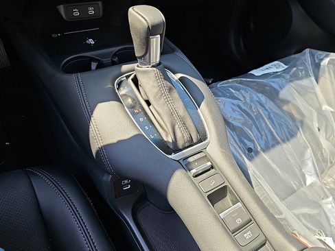 New 2026 Honda HR-V EX-L image 7