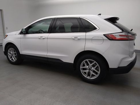 Used 2024 Ford Edge SEL image 3