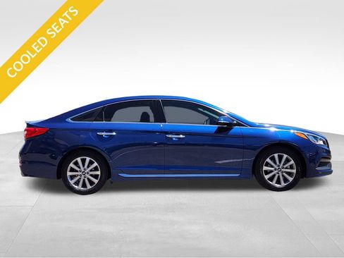 Used 2016 Hyundai Sonata Limited w/ Option Group 04 FWD image 4