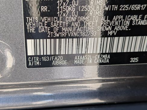 Used 2022 Toyota RAV4 XLE w/ Convenience Package FWD image 22