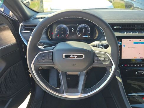New 2026 Jeep Grand Cherokee Altitude RWD image 16
