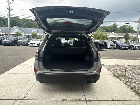 Used 2025 Subaru Forester Premium AWD/4WD image 57