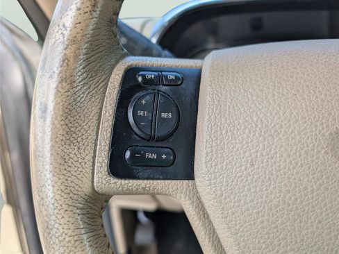 Used 2006 Ford Explorer Eddie Bauer RWD image 23