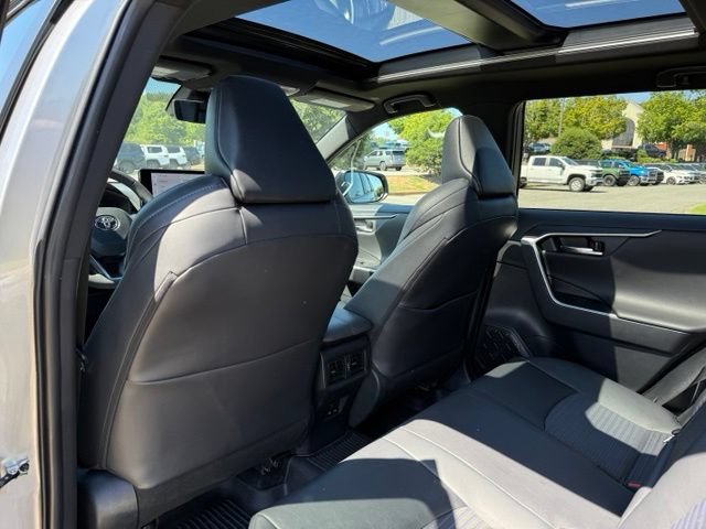 Used 2024 Toyota RAV4 XSE AWD/4WD image 29