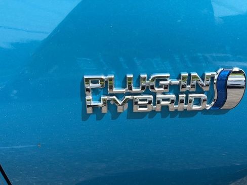 Used 2018 Toyota Prius Prime Plus FWD image 29