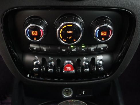 Used 2023 MINI Cooper Clubman S w/ MINI Untold Edition FWD image 20