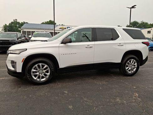 Certified 2023 Chevrolet Traverse LS FWD image 8