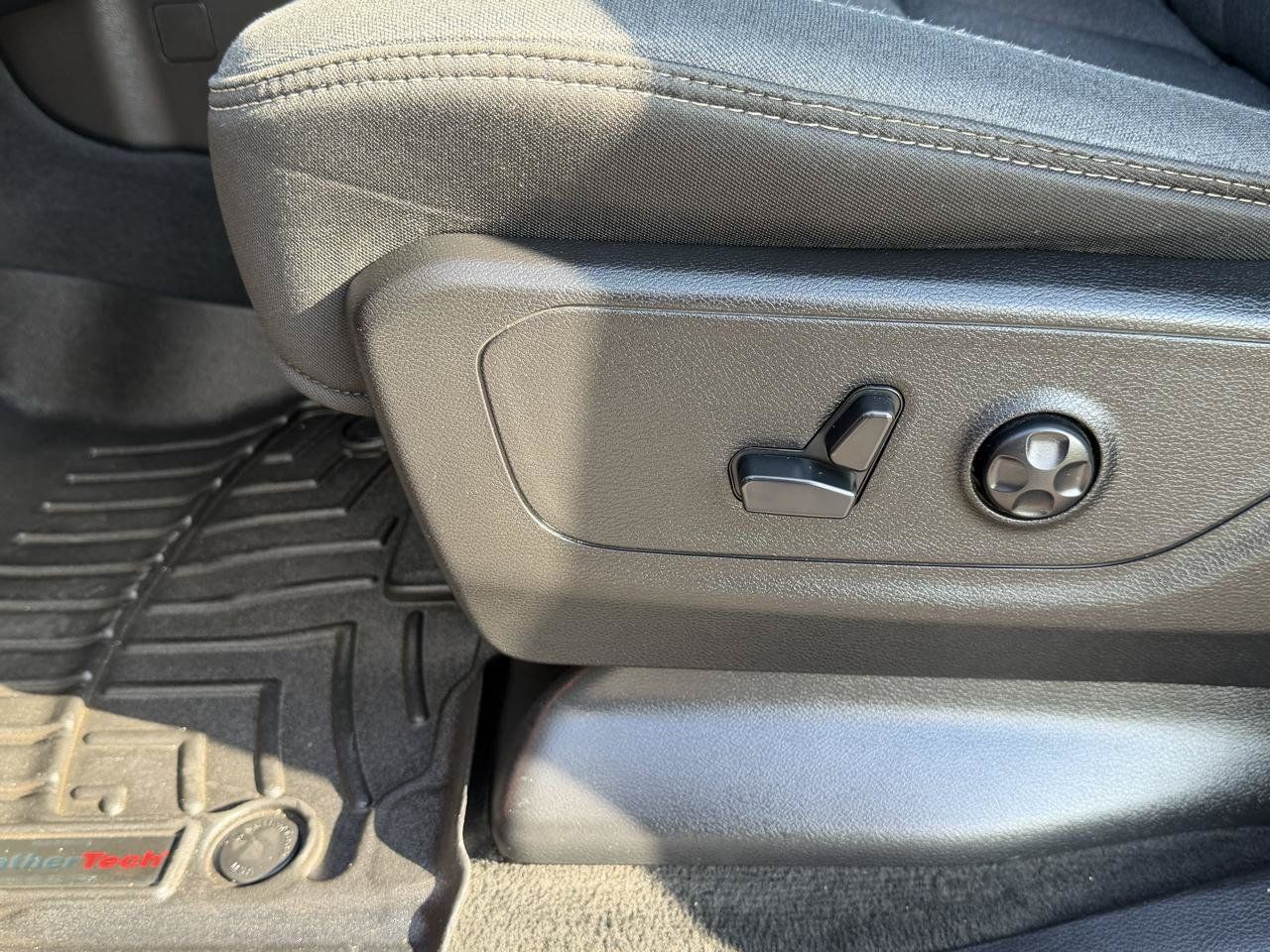 Used 2019 RAM 1500 Big Horn AWD/4WD image 12