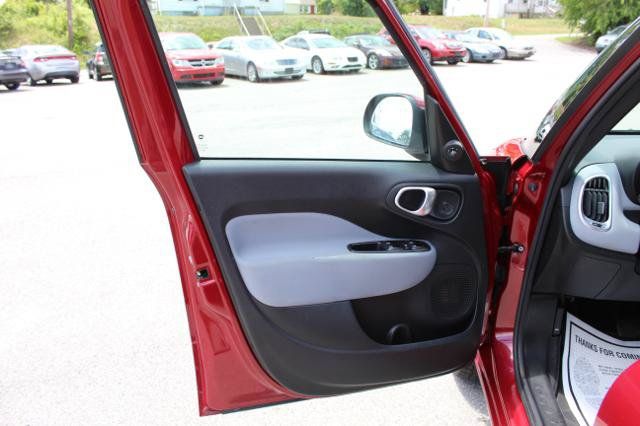 Used 2014 FIAT 500L Easy FWD image 9