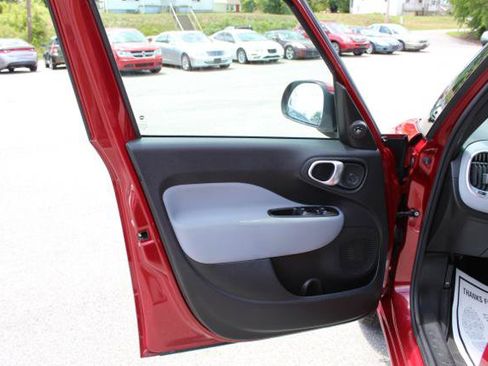 Used 2014 FIAT 500L Easy FWD image 9