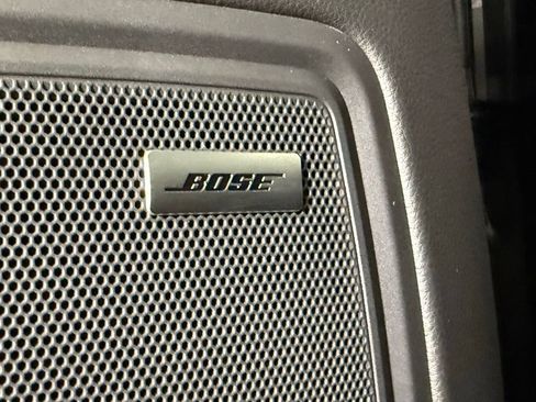 Certified 2026 Porsche Macan AWD/4WD image 28