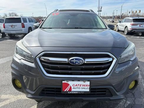 Used 2019 Subaru Outback 3.6R Limited AWD/4WD image 8