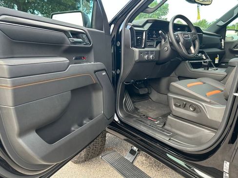 New 2025 GMC Sierra 1500 AT4 w/ AT4 Premium Package image 13
