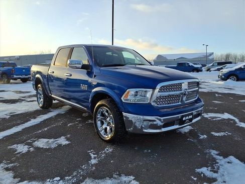 Used 2018 RAM 1500 Laramie w/ Convenience Group image 7