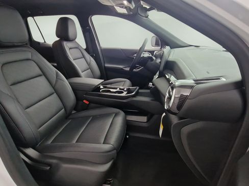 New 2026 Chevrolet Equinox LT w/ Convenience Package II image 28