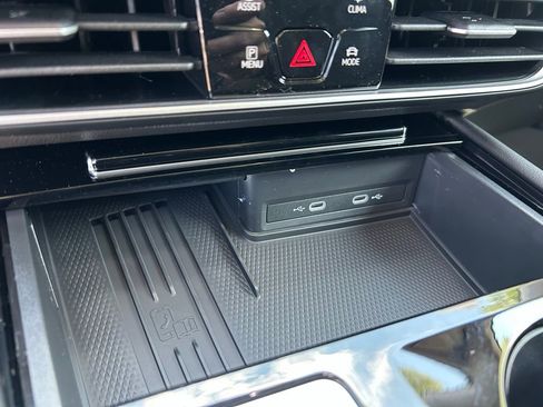 New 2026 Volkswagen Atlas SE FWD image 36