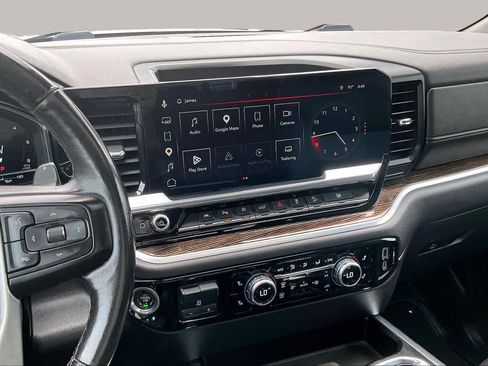 Used 2022 GMC Sierra 1500 Elevation w/ Elevation Premium Package AWD/4WD image 7