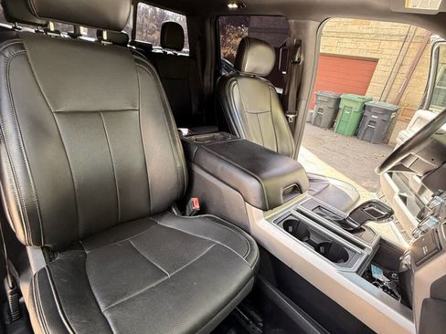 Used 2018 Ford F150 Lariat image 13