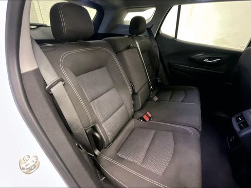 Used 2024 GMC Terrain SLE FWD image 23