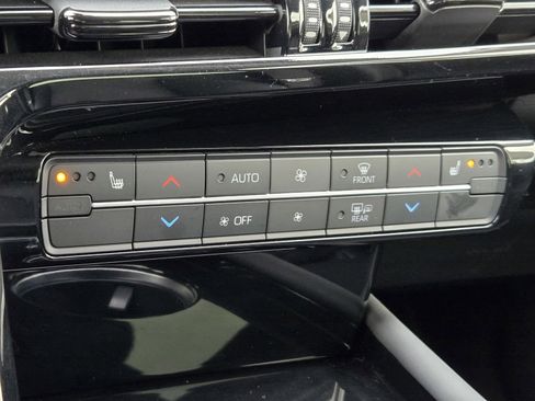 Used 2021 Toyota Mirai XLE w/ Advanced Technology Package image 20