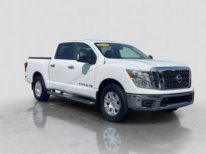 Used 2018 Nissan Titan SV w/ SV Convenience Package