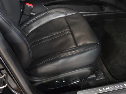 Used 2020 Lincoln MKZ Reserve w/ Luxury Package image 55