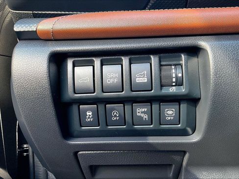 Used 2024 Subaru Forester Touring image 29