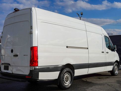 Used 2019 Mercedes-Benz Sprinter 170 Cargo image 6