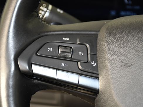 Used 2025 Cadillac XT4 Premium Luxury AWD/4WD image 20