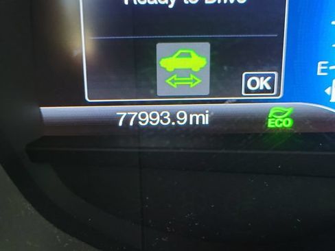 Used 2020 Ford Fusion SE FWD image 23