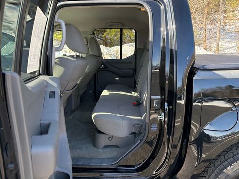 Used 2018 Nissan Frontier SV w/ Value Truck Package image 26