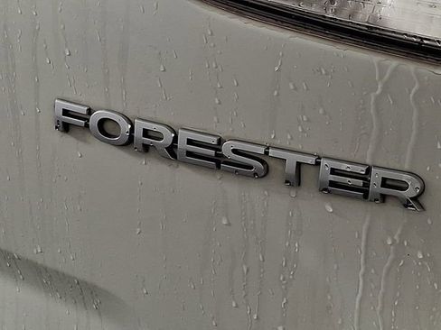 Used 2021 Subaru Forester Premium image 32